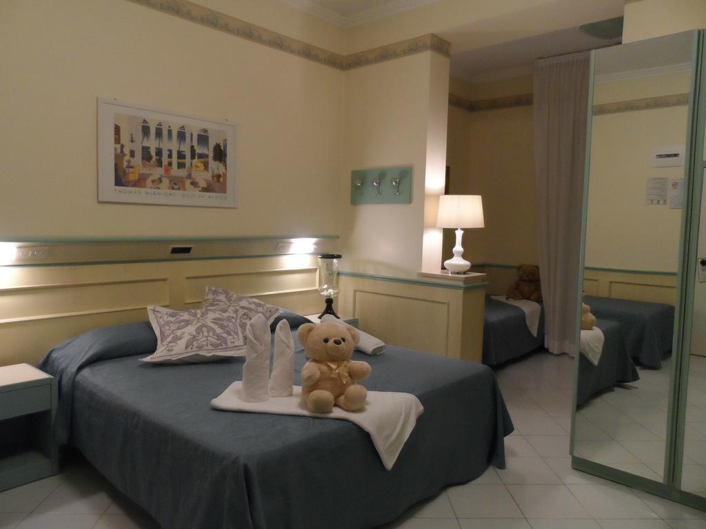 Hotel Arizona Riccione Eksteriør bilde