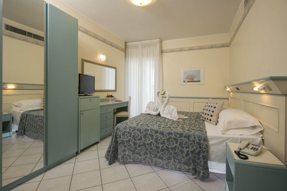 Hotel Arizona Riccione Eksteriør bilde